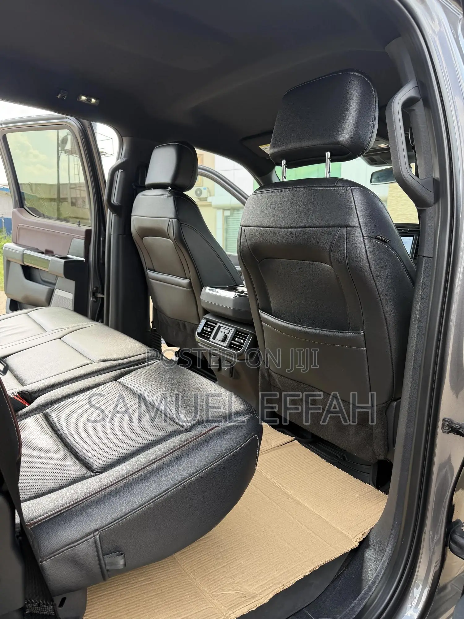 Ford F-150 LARIAT 2022 Gray