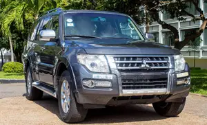 Rent Your Vehicles With a Chauffeur