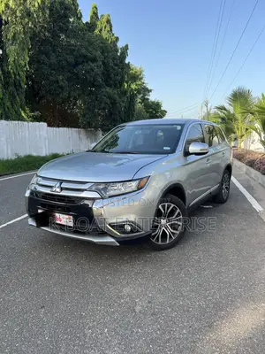 Mitsubishi Outlander SE FWD 2016 Silver