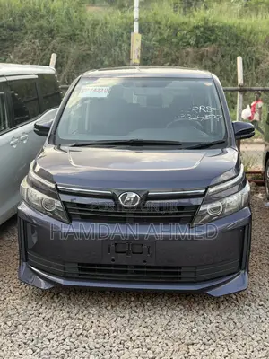 Toyota Voxy 2015 Blue