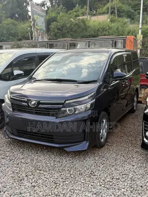 Toyota Voxy 2015 Blue