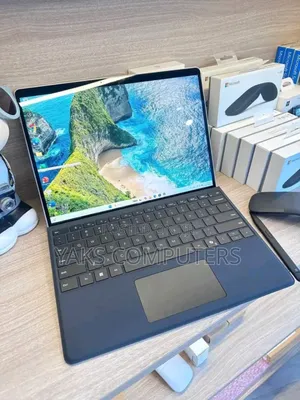 New Laptop Microsoft Surface Pro 8 16GB Intel Core i7 SSD 512GB