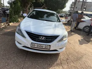 Hyundai Sonata 2012 White
