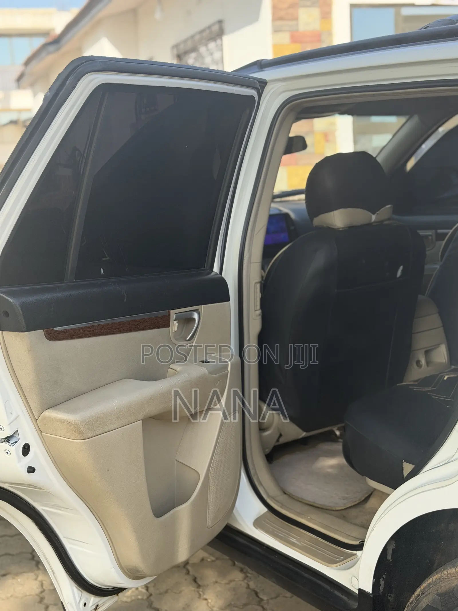 Hyundai Santa Fe 2009 White