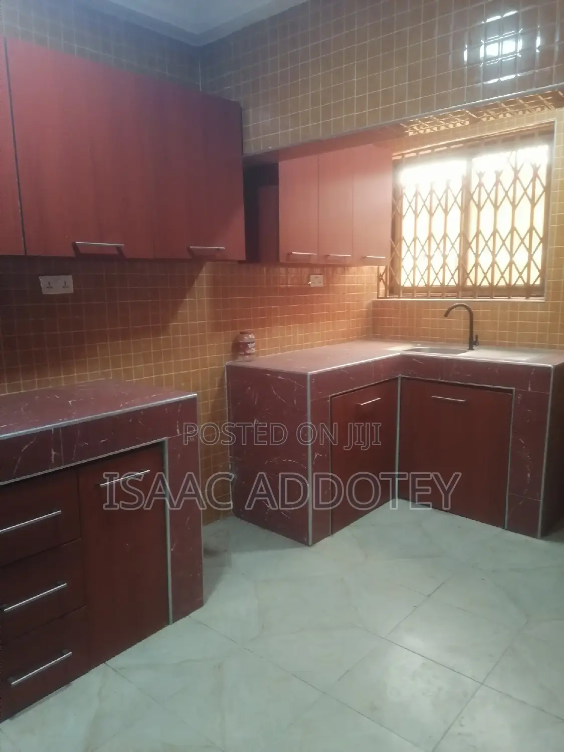3bdrm Apartment in Lashibi Klagon, Baatsona Total for rent