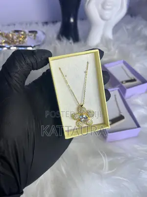 Ladies Necklaces