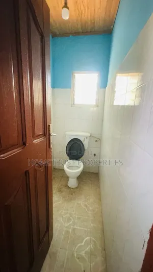 3bdrm Apartment in Amasaman Satellite for rent