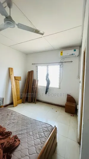 3bdrm Apartment in Amasaman Satellite for rent
