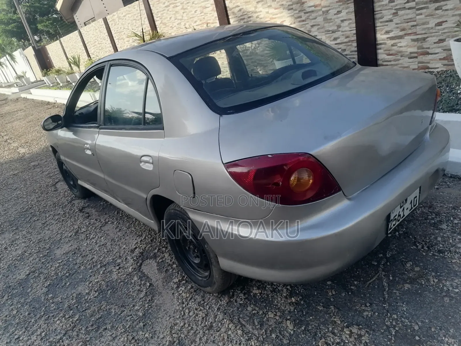 Kia Rio Sedan 2001 Silver
