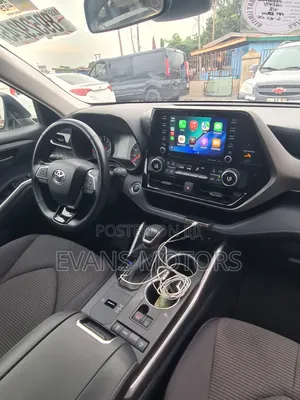 Toyota Highlander 2021 White