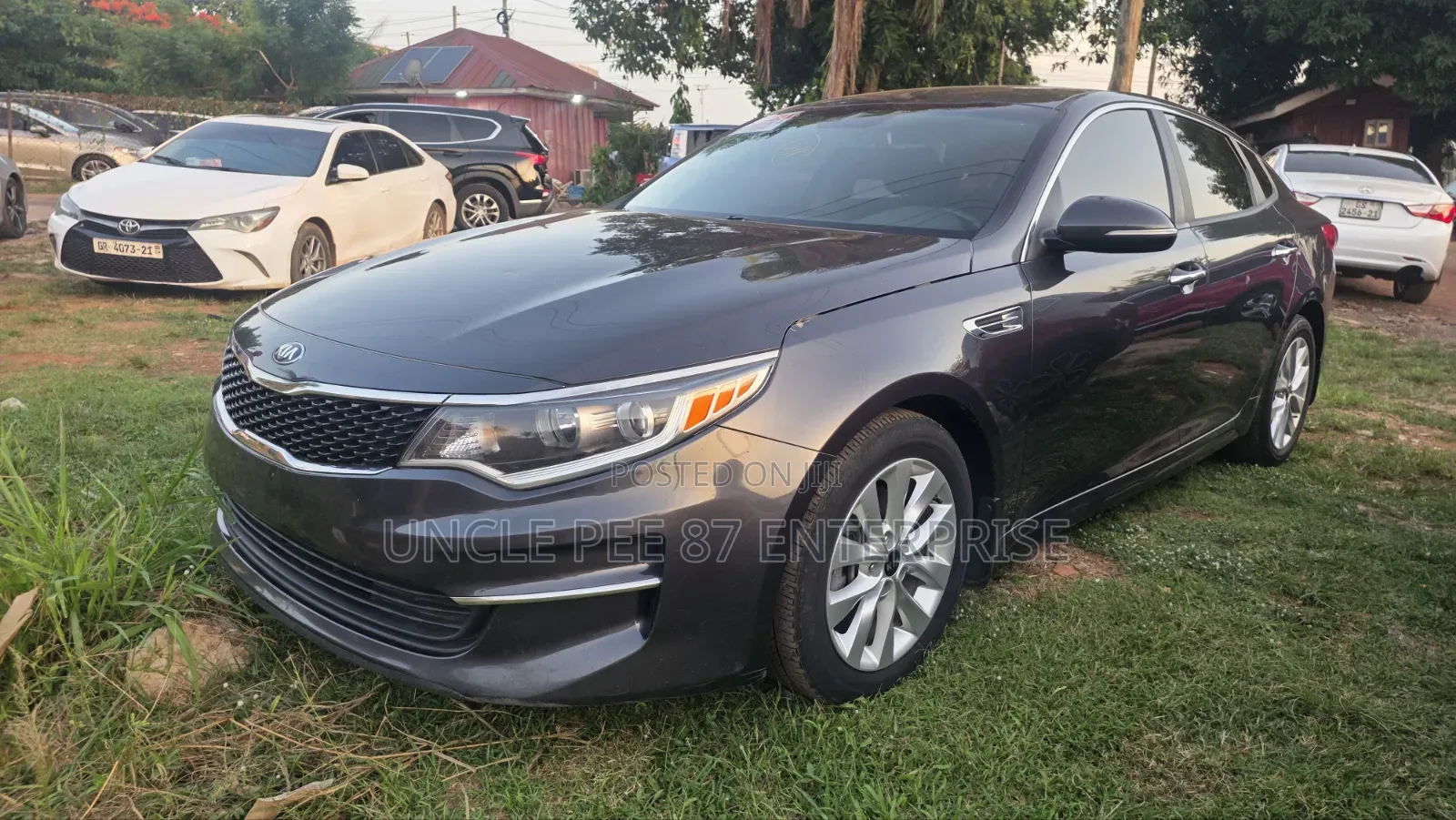 Kia Optima LX 4dr Sedan FWD (2.4L 4cyl 6M) 2017 Gray