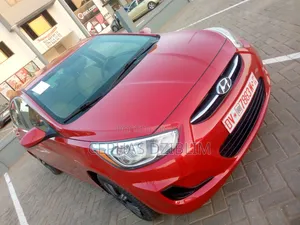 Hyundai Accent SE Hatchback 2016 Red