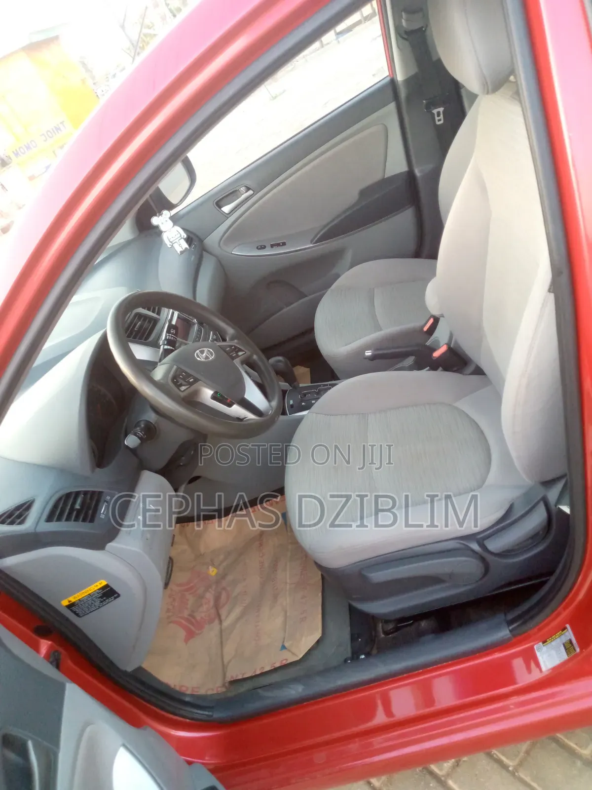 Hyundai Accent SE Hatchback 2016 Red