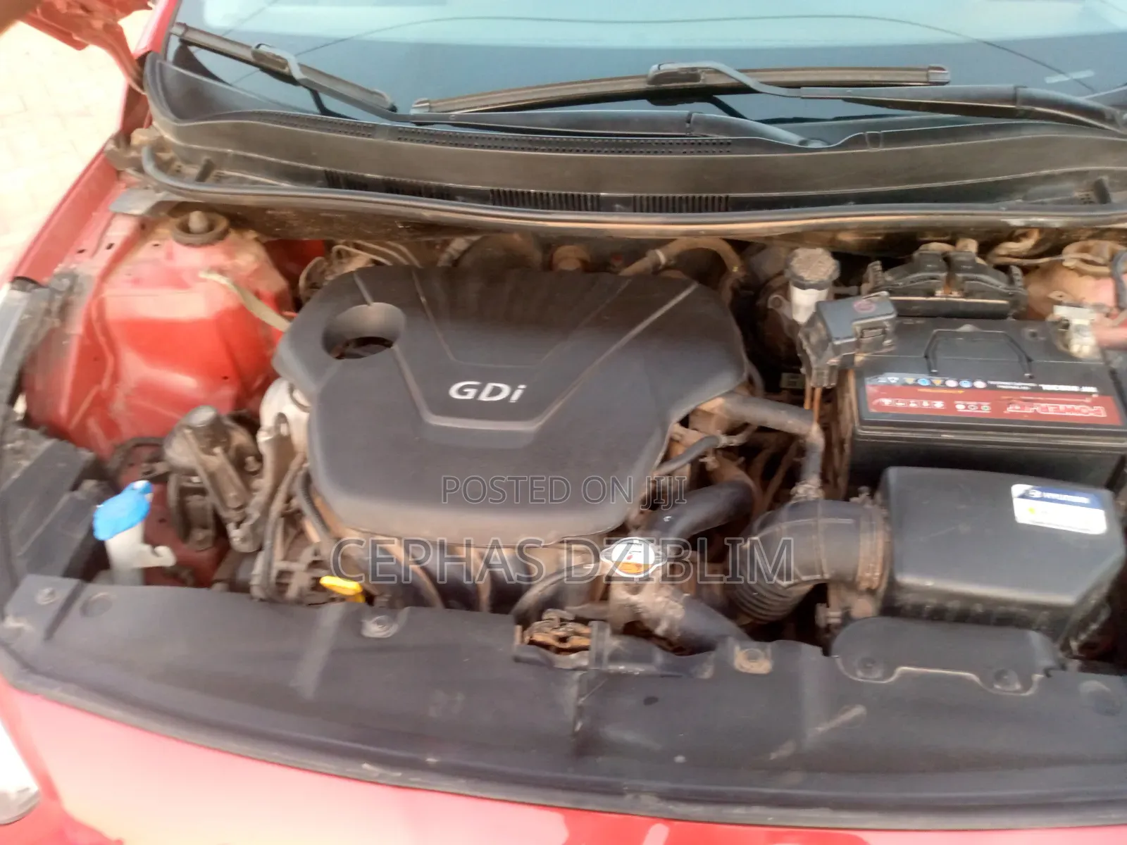 Hyundai Accent SE Hatchback 2016 Red