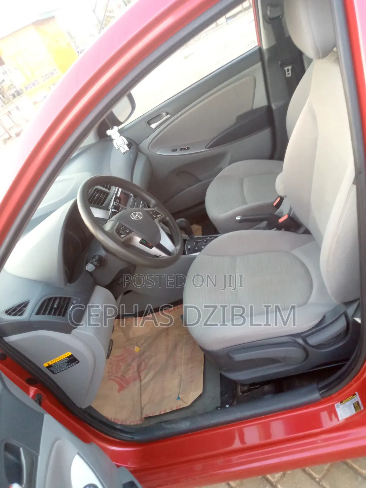Hyundai Accent SE Hatchback 2016 Red