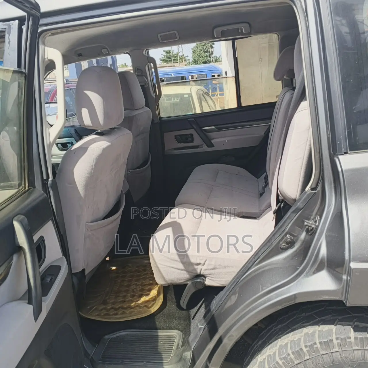 Mitsubishi Pajero 2008 Gray