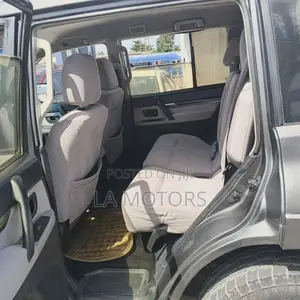 Mitsubishi Pajero 2008 Gray