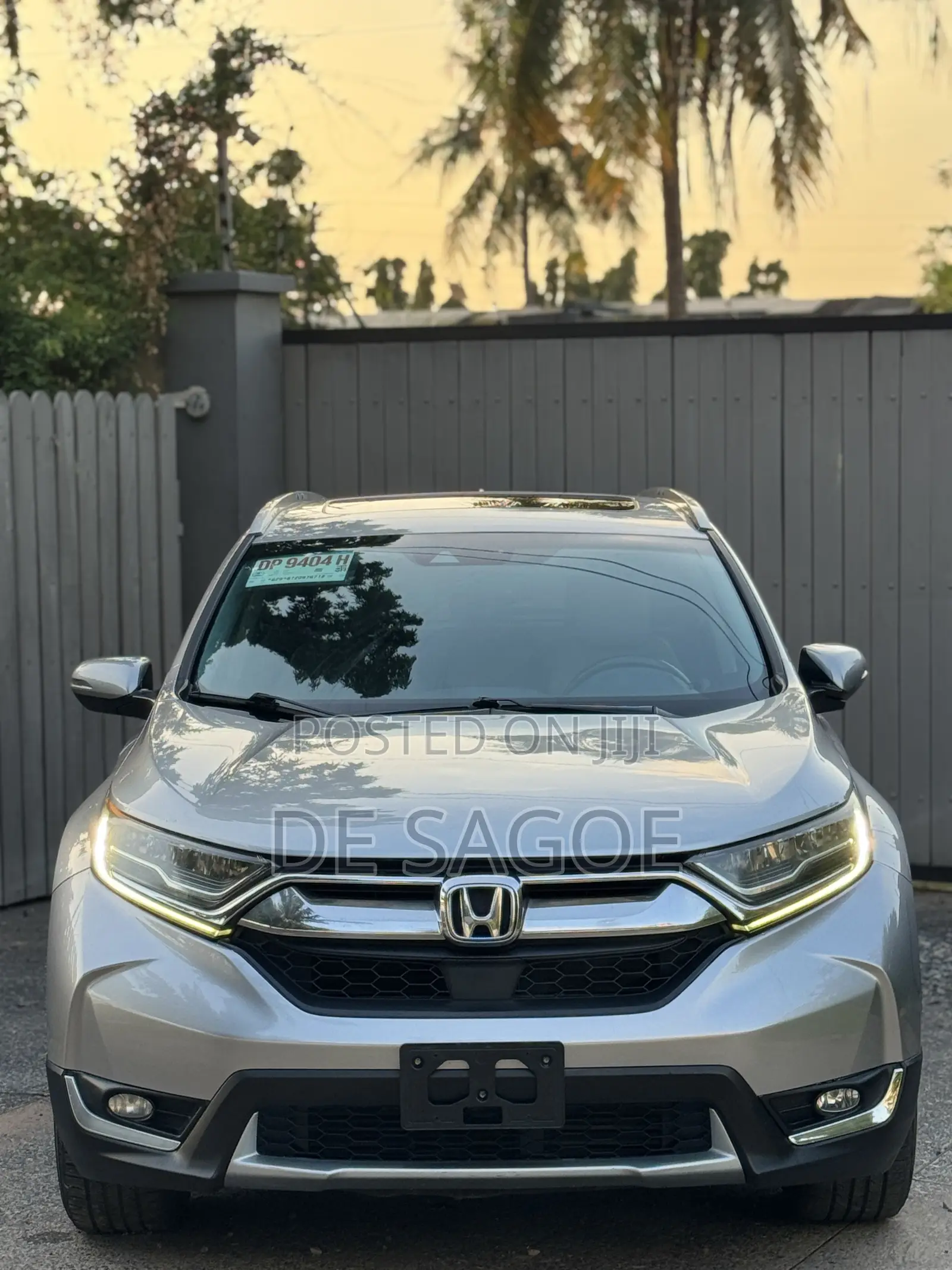 Honda CR-V Touring 4dr SUV AWD (1.5L 4cyl CVT) 2017 Gray