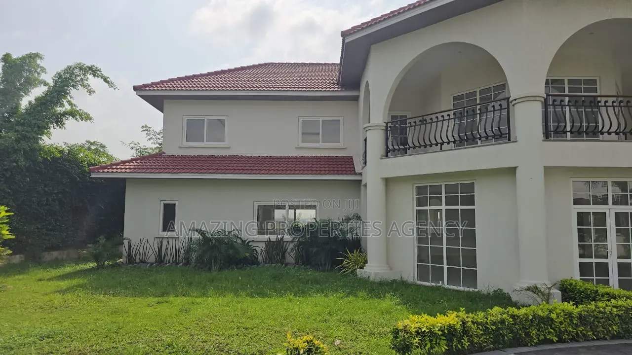 6bdrm House in East Legon, A&C Mall Area for sale