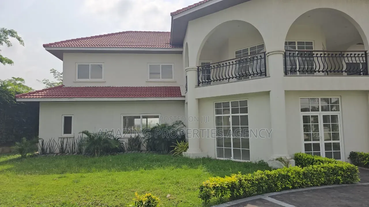 6bdrm House in East Legon, A&C Mall Area for sale