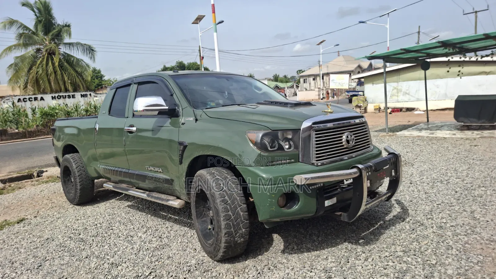 Toyota Tundra 2010 Green