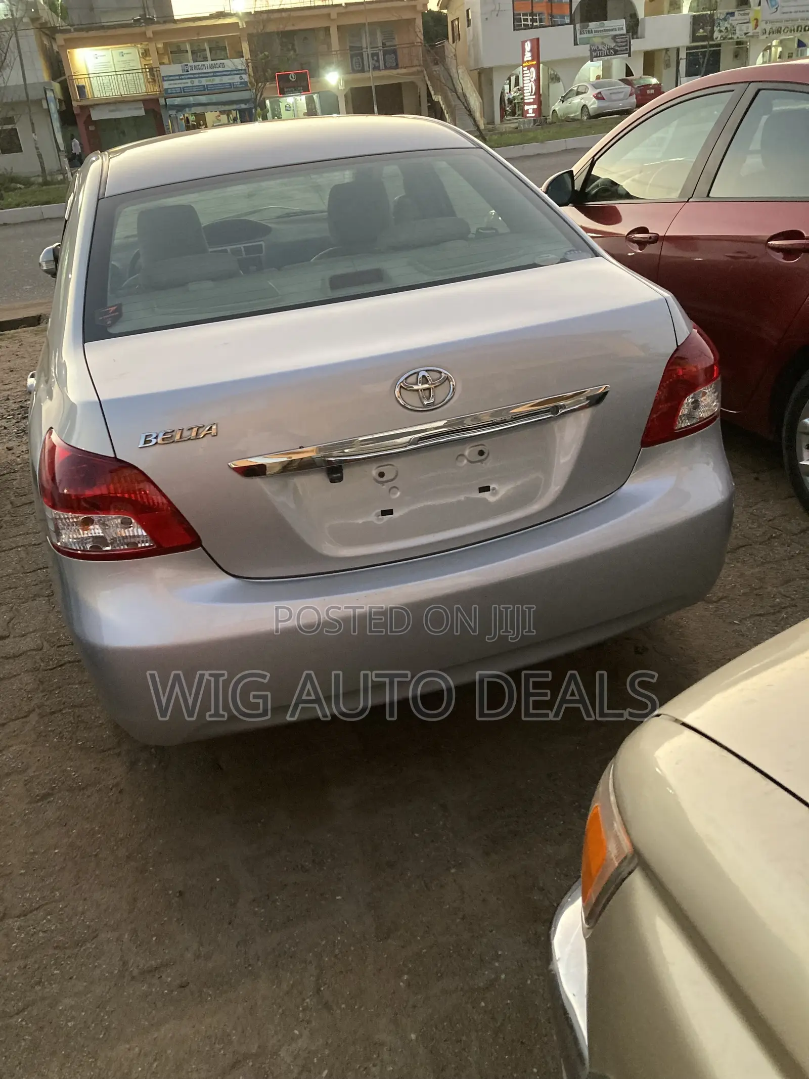 Toyota Belta 2012 Silver