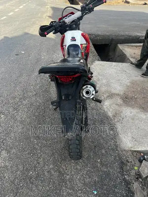 Apsonic AP200GY-7 2023 Red