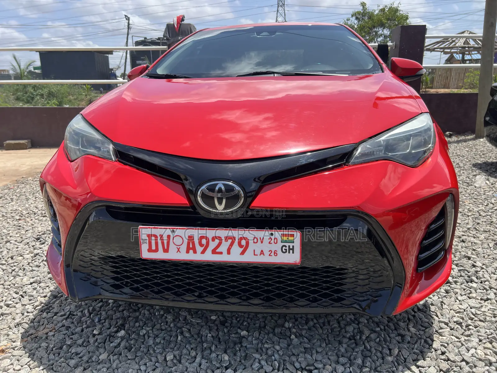 Toyota Corolla SE (1.8L 4cyl 6M) 2018 Red