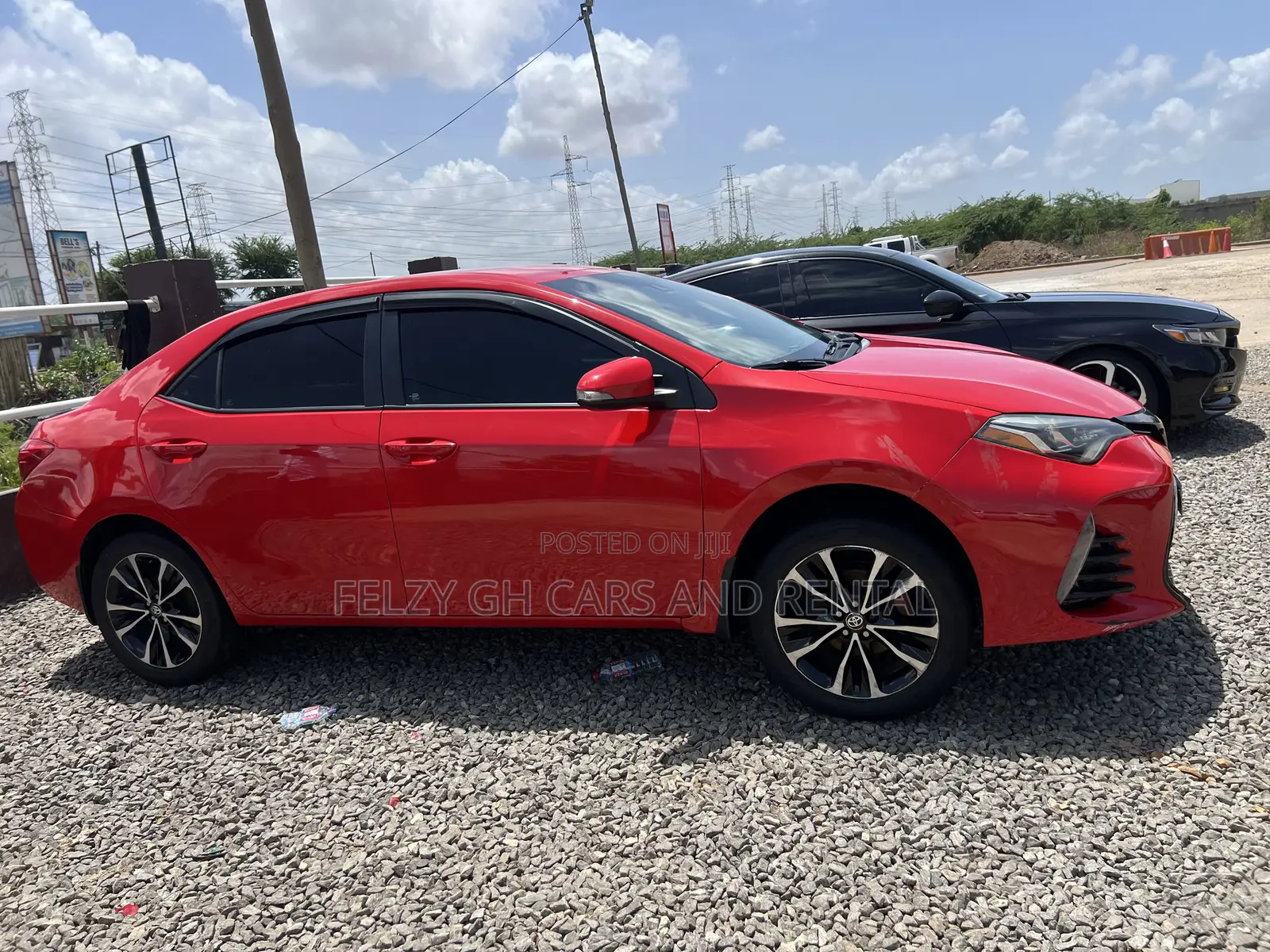 Toyota Corolla SE (1.8L 4cyl 6M) 2018 Red