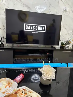 Hisense 55 Inches Qled Tv
