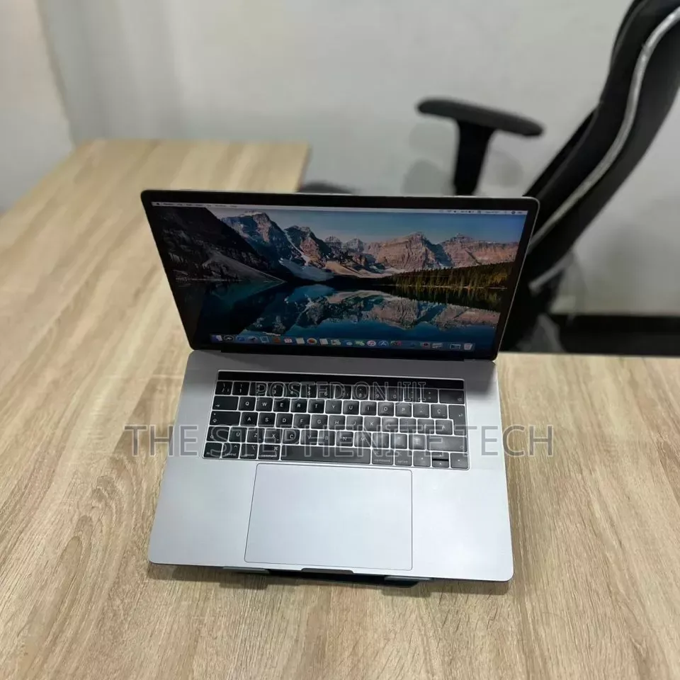 Laptop Apple MacBook 2012 8GB Intel Core i5 HDD 500GB