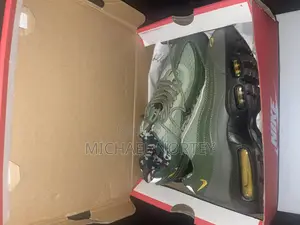 Nike Corteiz Army Green