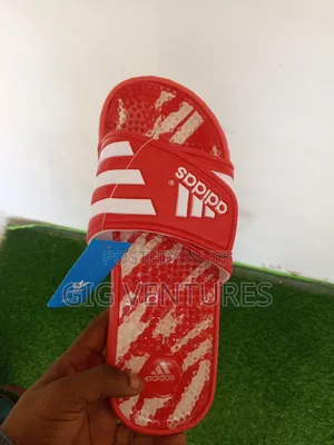 Adidas Massage