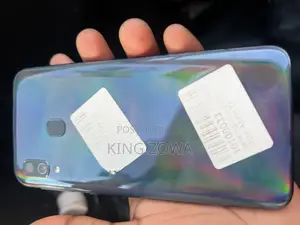 New Samsung Galaxy A40 64 GB Blue