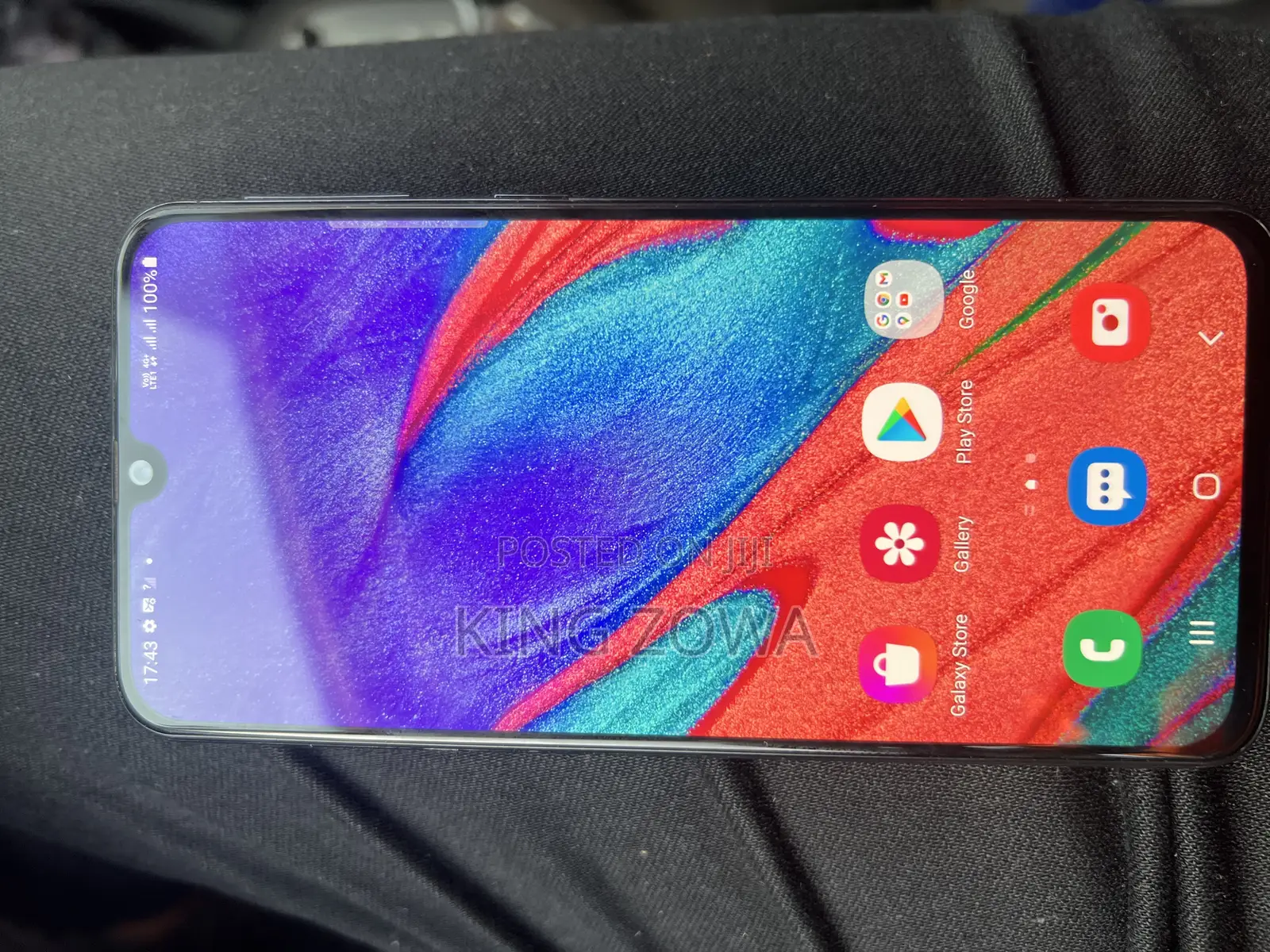 New Samsung Galaxy A40 64 GB Blue