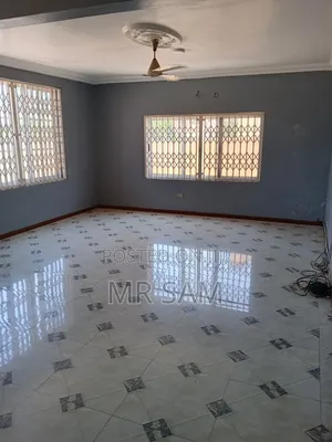 8bdrm House in Sam Properties, West Hills Mall Area for rent