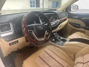 Toyota Highlander Limited 4x4 V6 (3.5L 6cyl 8A) 2017 White