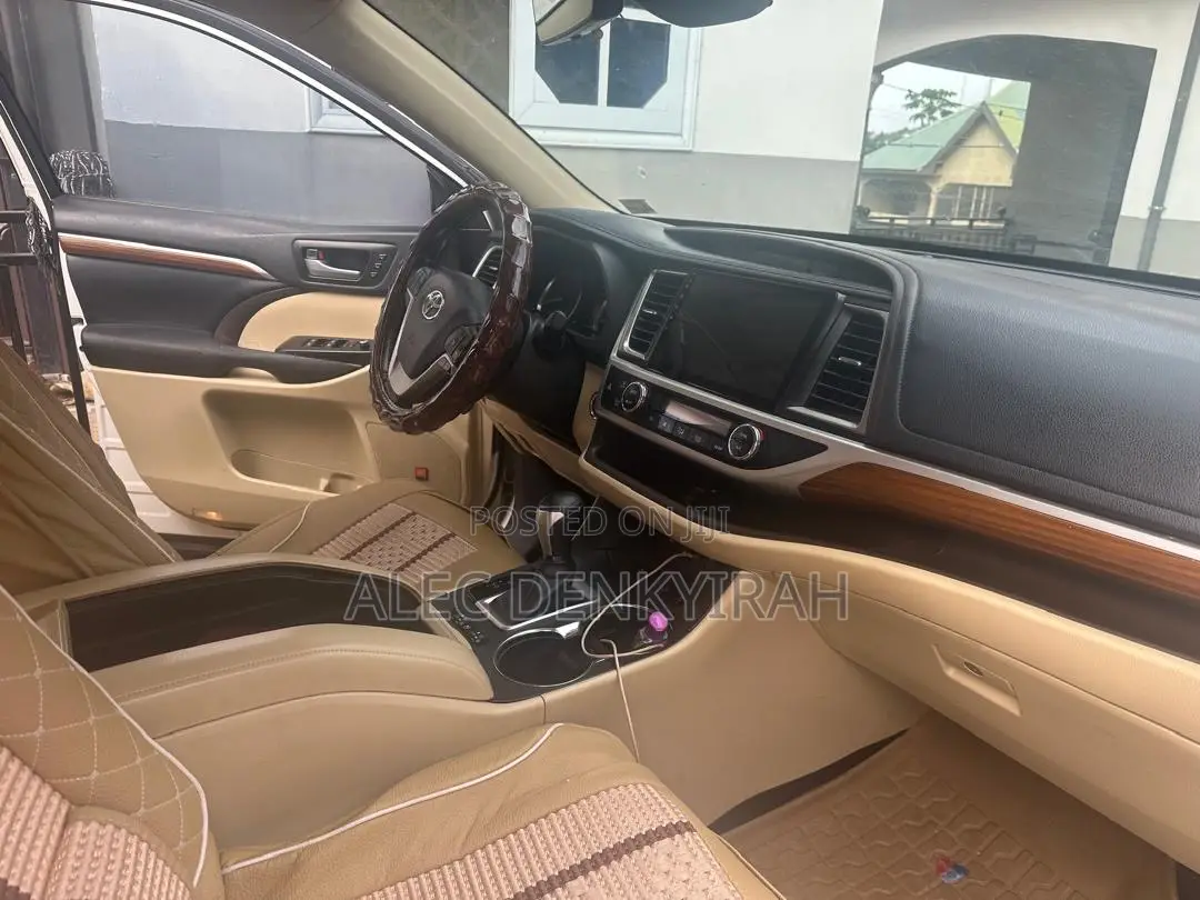 Toyota Highlander Limited 4x4 V6 (3.5L 6cyl 8A) 2017 White