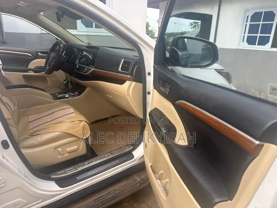 Toyota Highlander Limited 4x4 V6 (3.5L 6cyl 8A) 2017 White