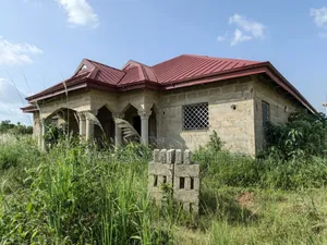 4bdrm House in Asonomaso Nkwanta, Kumasi Metropolitan for sale