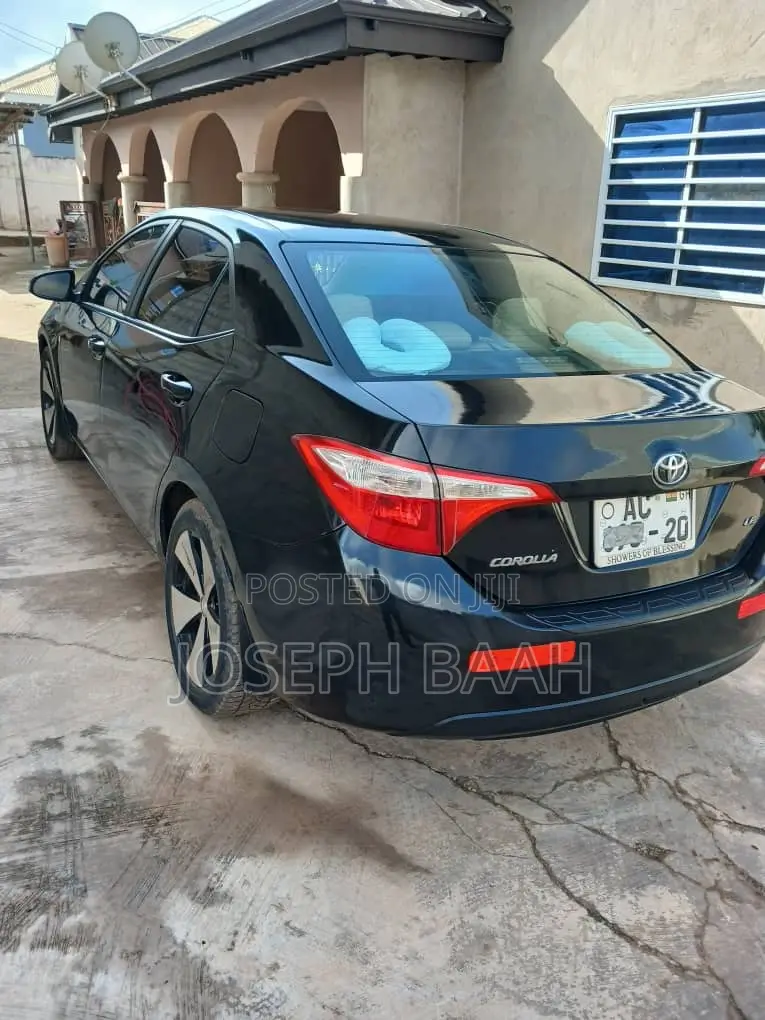 Toyota Corolla 2014 Black