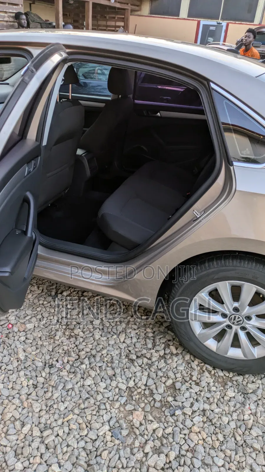 Volkswagen Passat S 4dr Sedan (1.8L 4cyl Turbo 6A) 2015 Gold