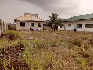 6bdrm House in Prampram for sale