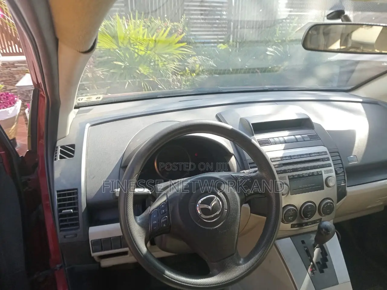 Mazda E2200 2006 Red