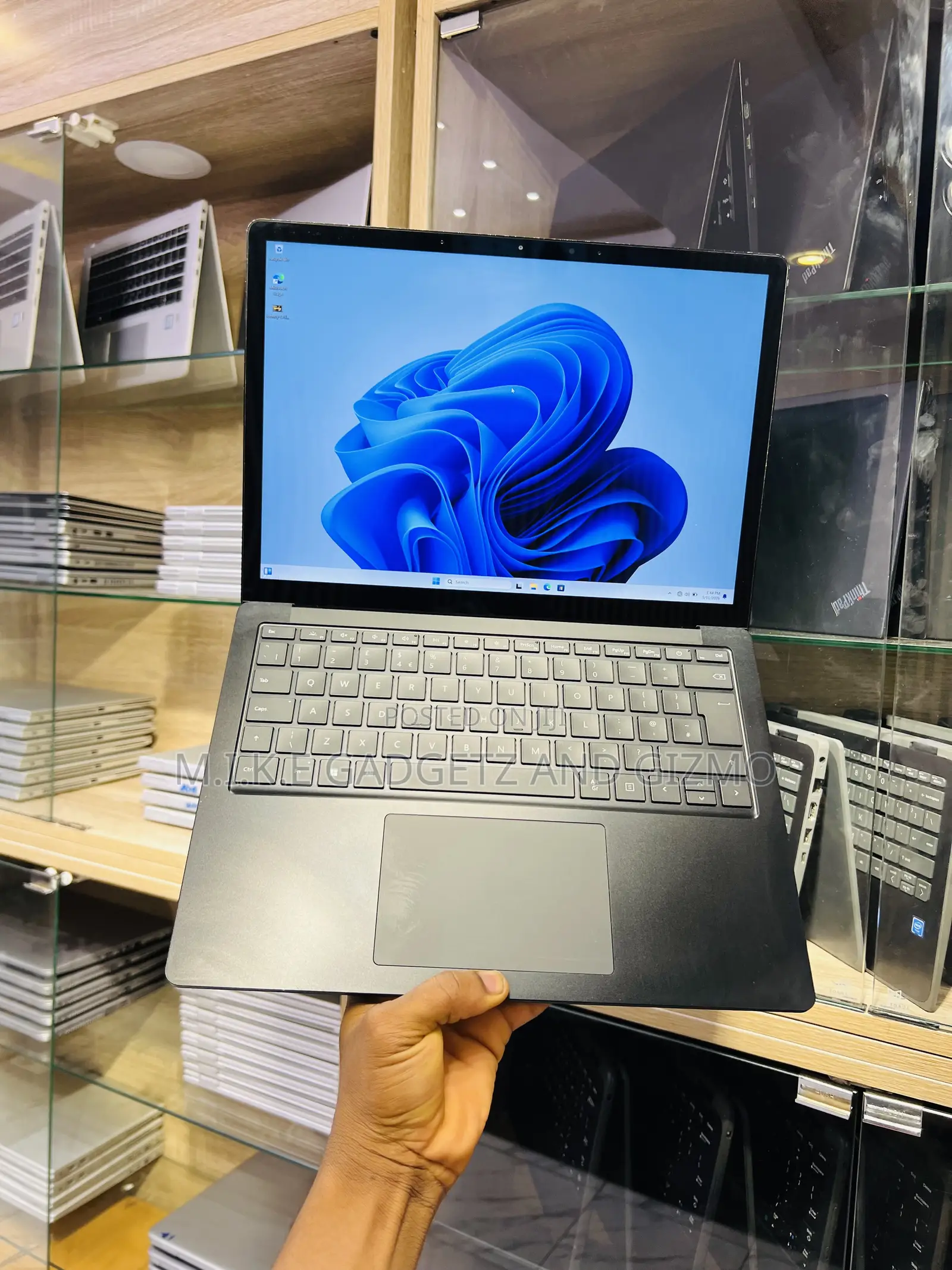Laptop Microsoft Surface Laptop 4 16GB Intel Core i7 SSD 256GB