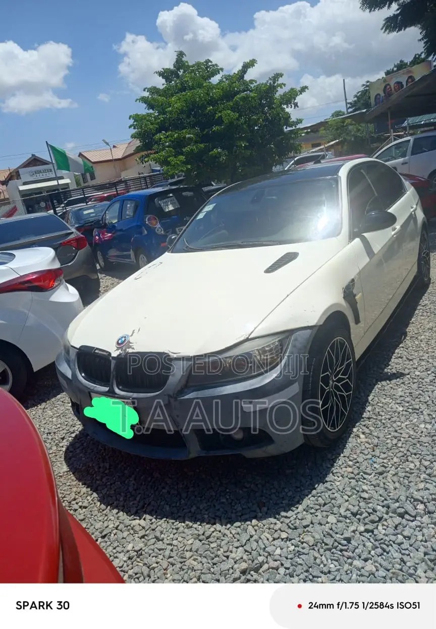 BMW 328i 2009 White