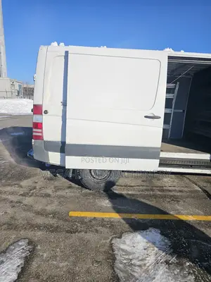 Mercedes-Benz Sprinter 2010 White