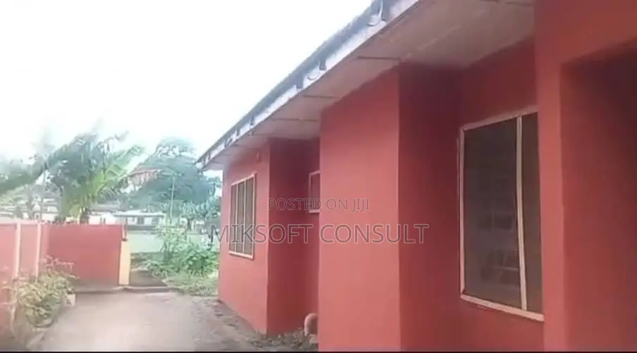6bdrm House in Takoradi for sale