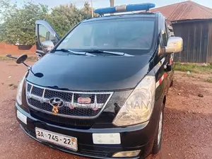 Hyundai Starex 2013 Black