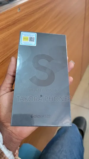 New Samsung Galaxy S22 5G 128 GB Black